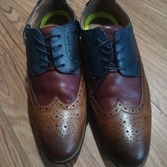 Florsheim Wingtip Oxfords - Picture 2 of 3